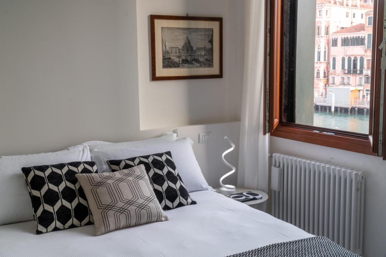 Design Apartment With Balcony On The Grand Canal R&R Veneza Exterior foto
